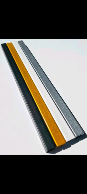 اباژور مدرن و شیک فلزی کد R155